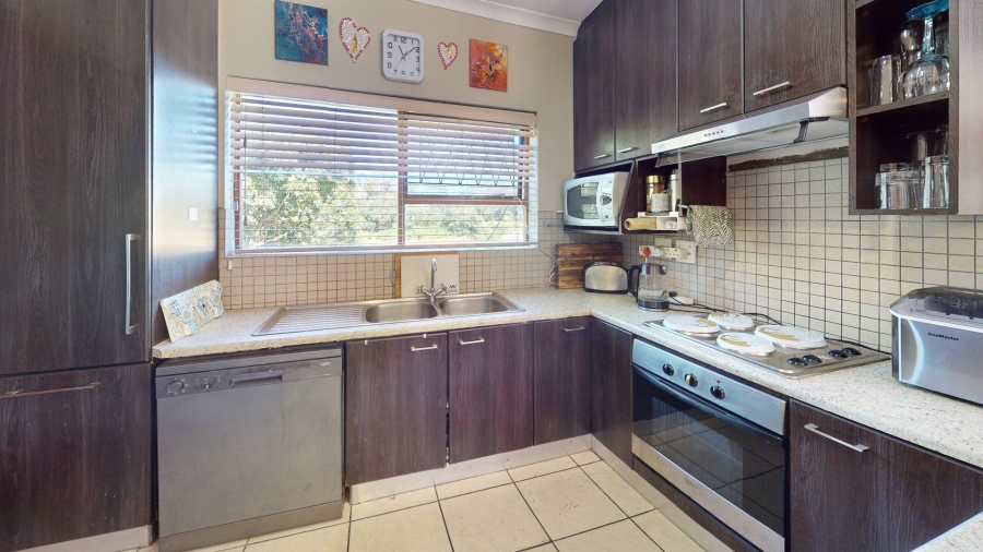 2 Bedroom Property for Sale in Kabega Park Eastern Cape